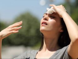 6 Tips Menjaga Kesehatan di Musim Panas, Waspadai Heatstroke