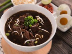 Ungguli Ramen, Rawon dan Soto Betawi Dinobatkan sebagai Sup Terenak di Dunia 2024