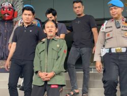 Epy Kusnandar Digiring untuk Tes Kesehatan, Tangannya Diborgol