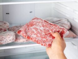 4 Cara Simpan Daging Kurban Agar Tak Gampang Rusak dan Bau
