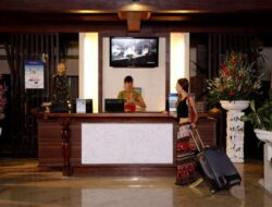 Paket Liburan Seru di Hotel, Mulai Bioskop Outdoor hingga Kelas Memasak