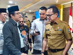 Hak Daerah Tergerus: Penrad Siagian Tuntut Harmoni Regulasi ke Mendagri-Wamendagri – BeritaNasional.ID