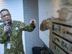 Profil Mochamad Hadiyana, Staf Ahli bidang Teknologi Komdigi