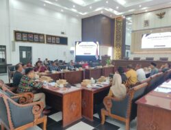 Perwakilan Tambang Pasir Manual Pandan Arum Datangi DPRD Lumajang Minta Solusi terkait Legalitas – BeritaNasional.ID