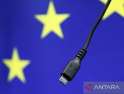 Cara menyimpan kabel charger yang benar supaya tidak mudah rusak