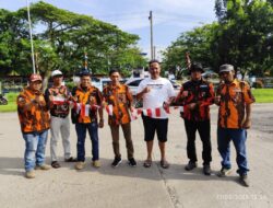 Menyambut HUT RI ke-80 Ketua PAC Pemuda Pancasila Dumai Timur Edi Taufik dan Pengurus Bagikan 500 Bendera Ke Penguna Jalan