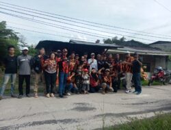 Ketua PAC Pemuda Pancasila Edi Taufik Mengerakkan Seluruh Pengurus PAC Untuk Bergotong Royong  di Kantor PAC 