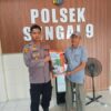 Polsek Sungai Sembilan Memberikan Bantuan Benih Jagung Pipil Dalam Rangka Mendukung Program Ketahanan Pangan Nasional.