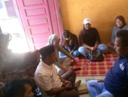 JMSI Dumai Beri Semangat Pasca Operasi Istri Penasehat JMSI Yulius medi.