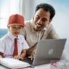 10 cara mengurangi screen time agar mata tetap sehat dan tidur nyenyak