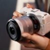 8 rekomendasi kamera mirrorless untuk pemula, pilih yang mana?