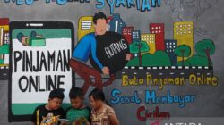Kena modus salah transfer pinjol ilegal? Ini tips mengatasinya